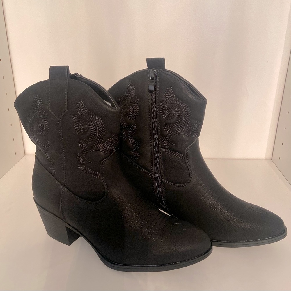 Short Black Cowboy Boots